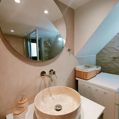 Avramiou Lofts *