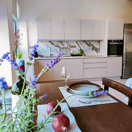 Avramiou Lofts דירה