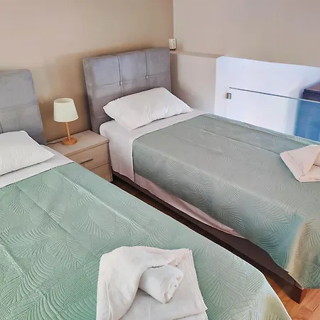 Avramiou Lofts