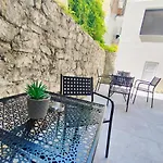 Avramiou Lofts *