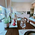 Avramiou Lofts アパート コルフ島